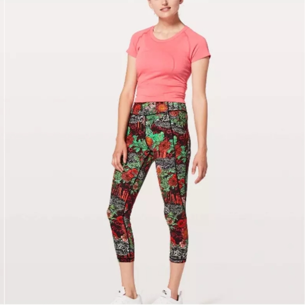 Lululemon Base Pace Zen Garden Multi 16"